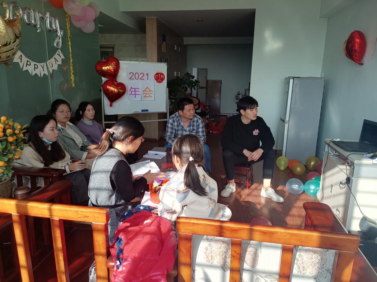 预算部办公室分会场4.jpg 预算部办公室分会场4.jpg